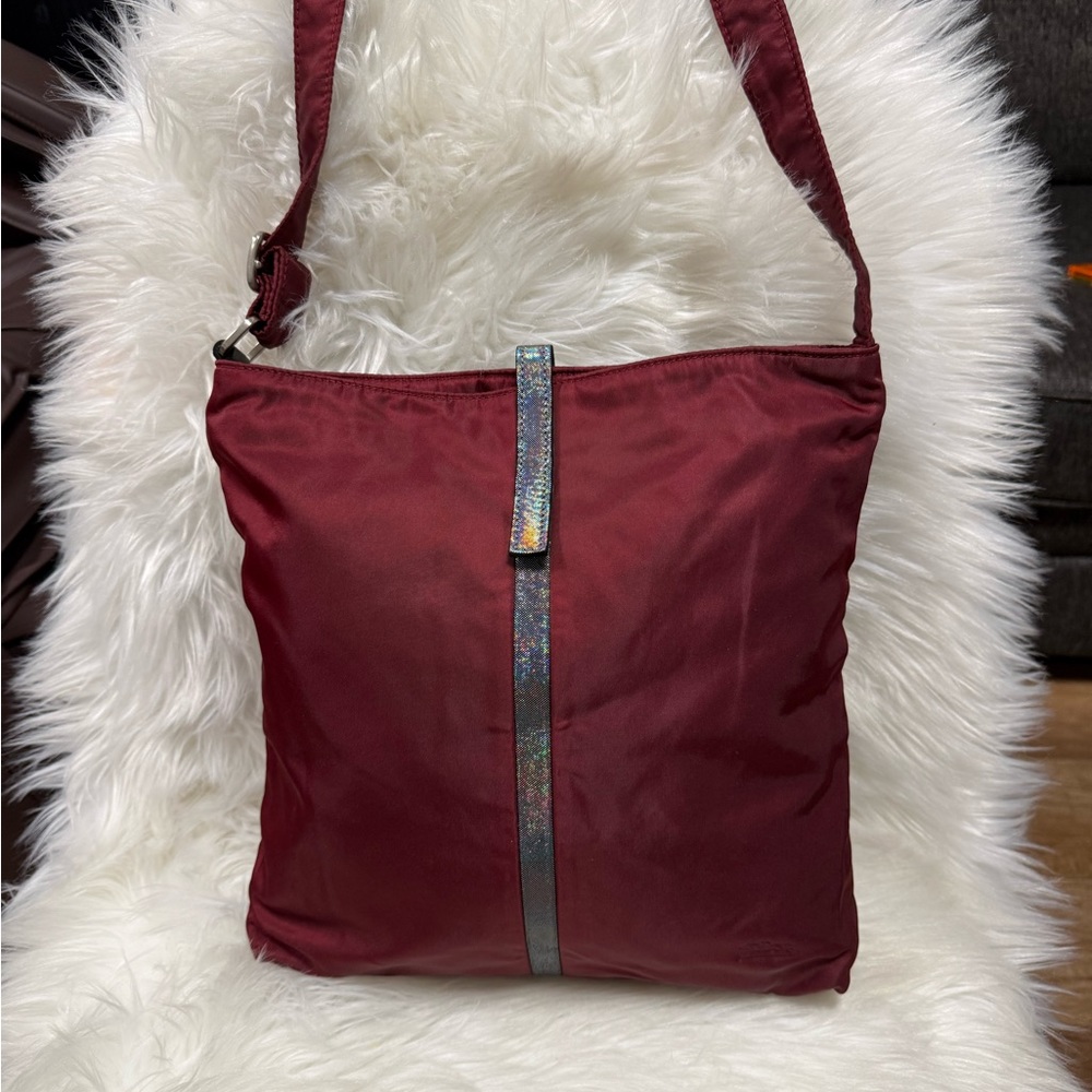 🔥CLEARANCE SALE🔥 Authentic Longchamp Nylon Red Crossbody Bag